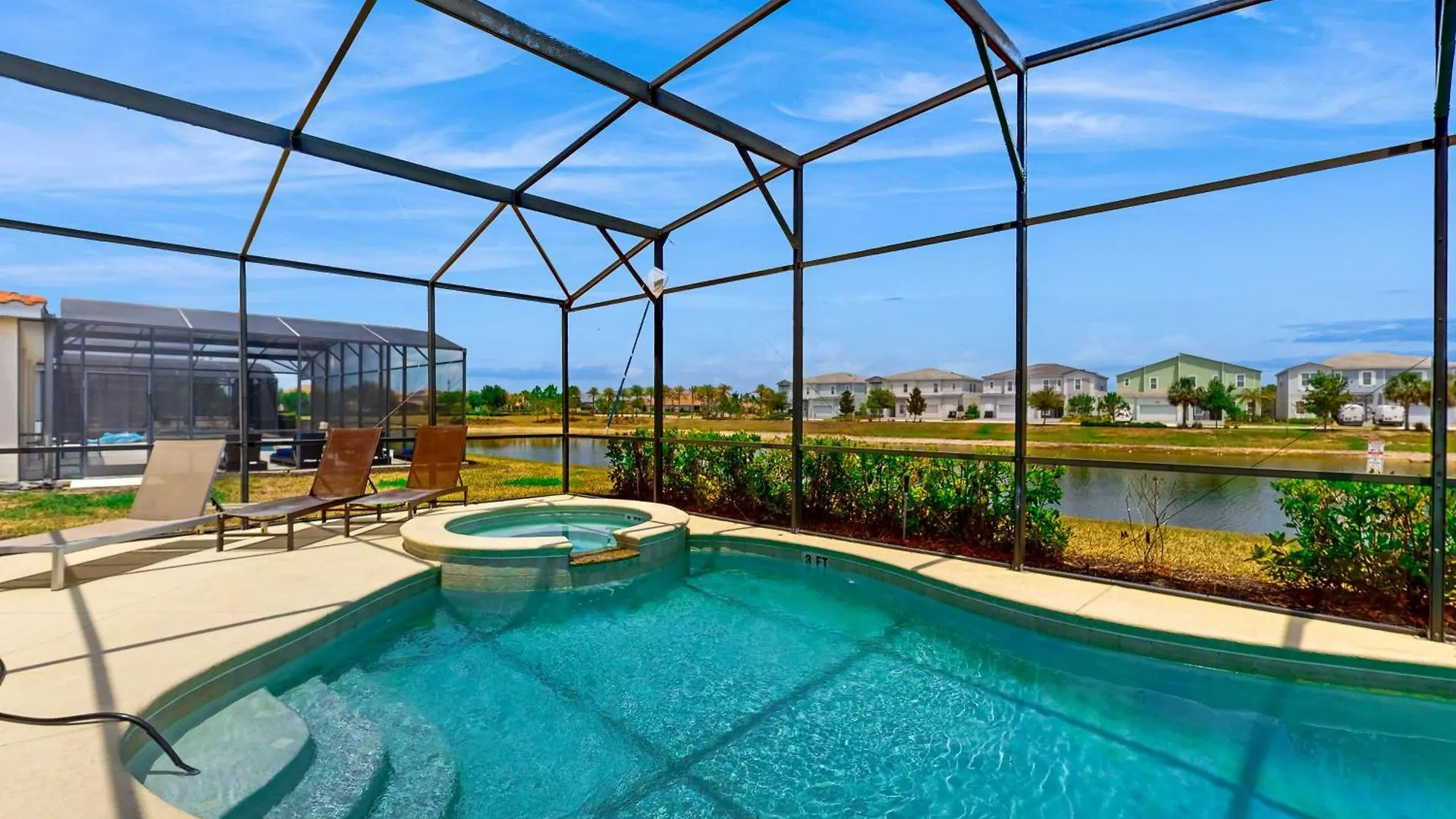 Lakeside Living Davenport